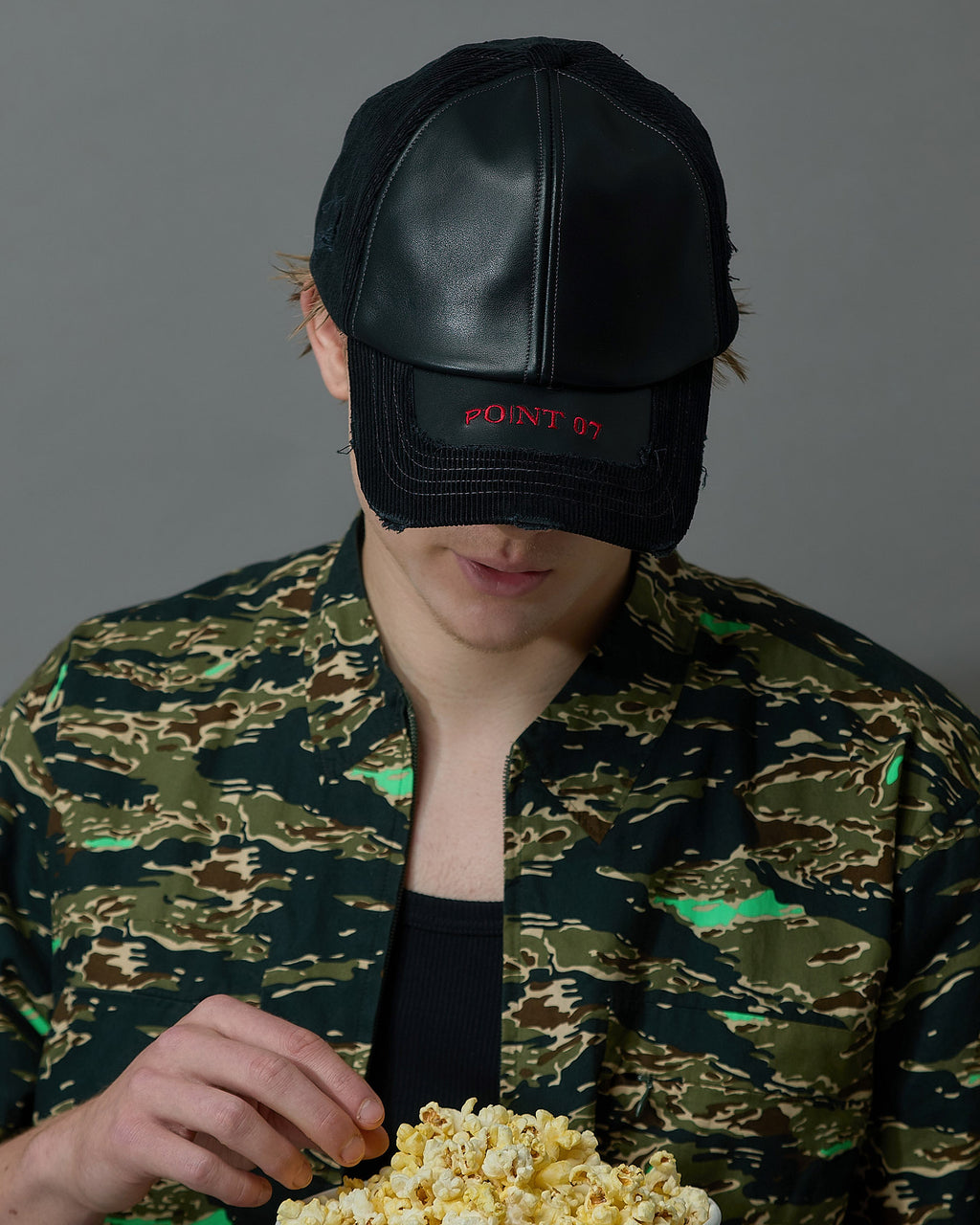 POINT07 CAP 05 P05-RLCD BLACK