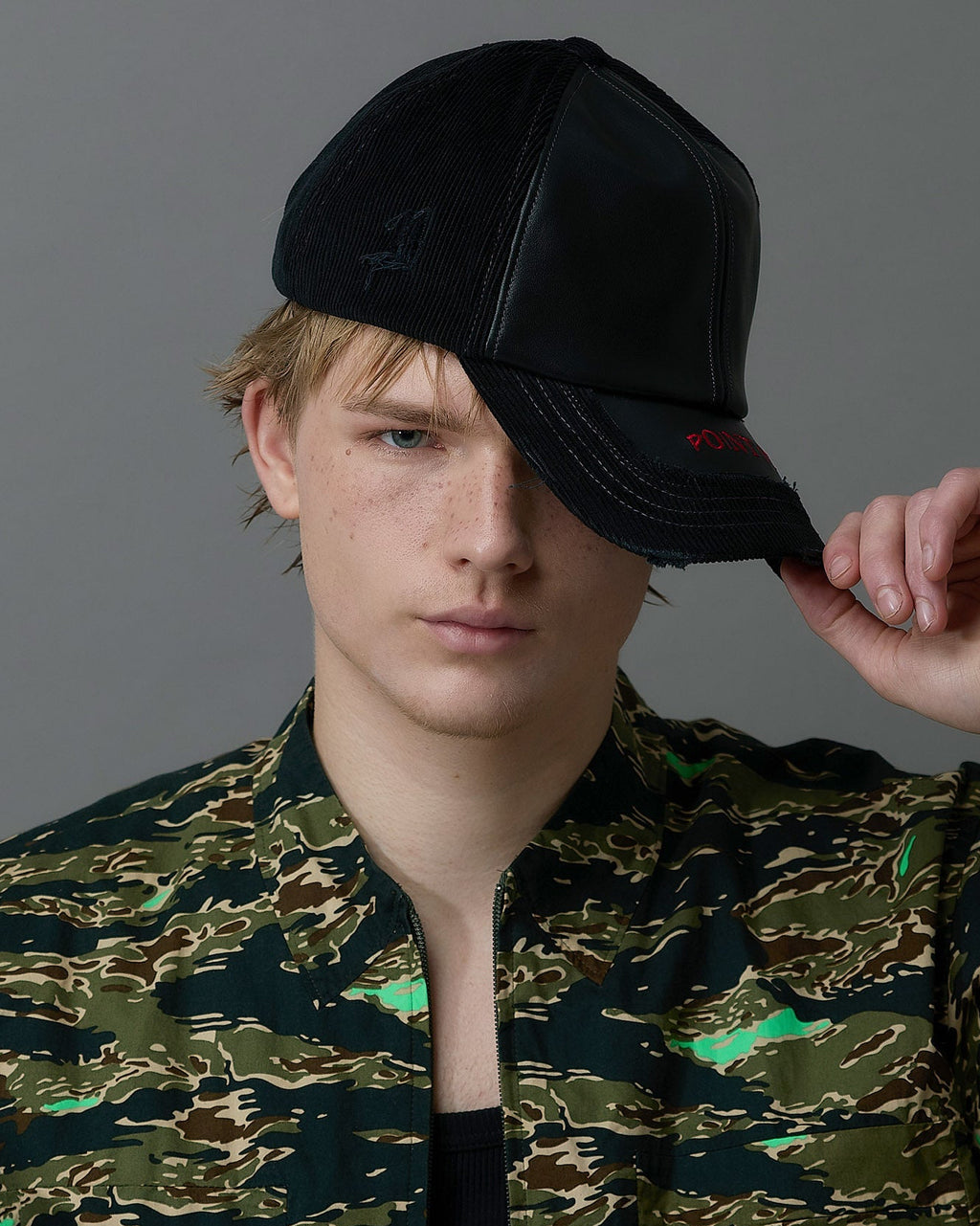 POINT07 CAP 05 P05-RLCD BLACK